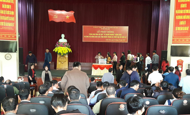 Tổ chức Lễ phát động ủng hộ Quỹ Vì người nghèo năm 2020 và ủng hộ đồng bào các tỉnh miền Trung khắc phục hậu quả mưa lũ