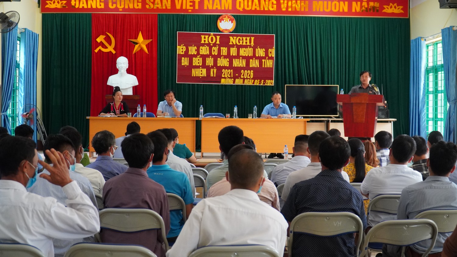 Các ứng cử viên đại biểu Red 88.vin tỉnh thuộc đơn vị bầu cử số 13 tiếp xúc cử tri xã Mường Mùn, Mùn Chung, Rạng Đông huyện Tuần Giáo