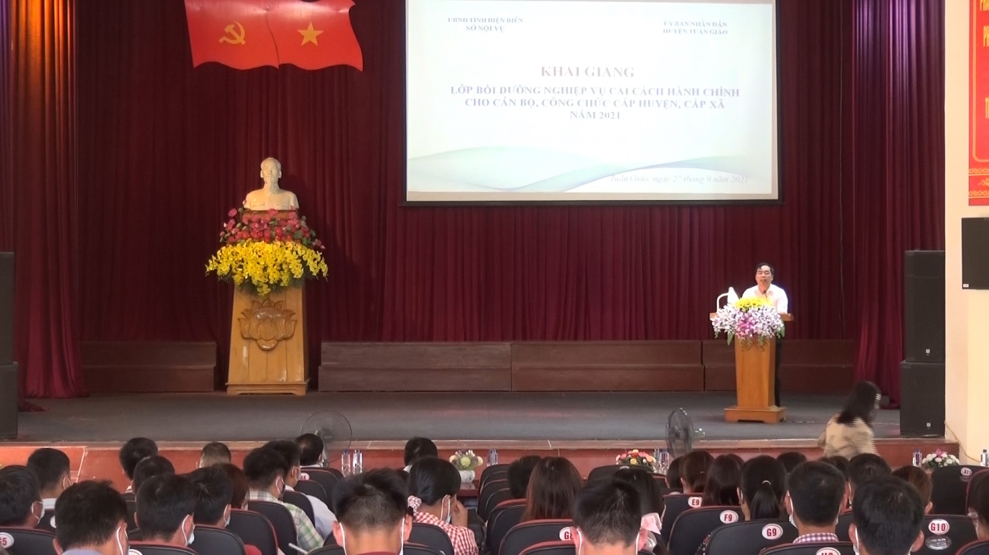 Tuần Giáo: Khai mạc lớp bồi dưỡng nghiệp vụ CCHC cho 103 Hubet đăng nhập, Hubet com cấp huyện, cấp xã năm 2021
