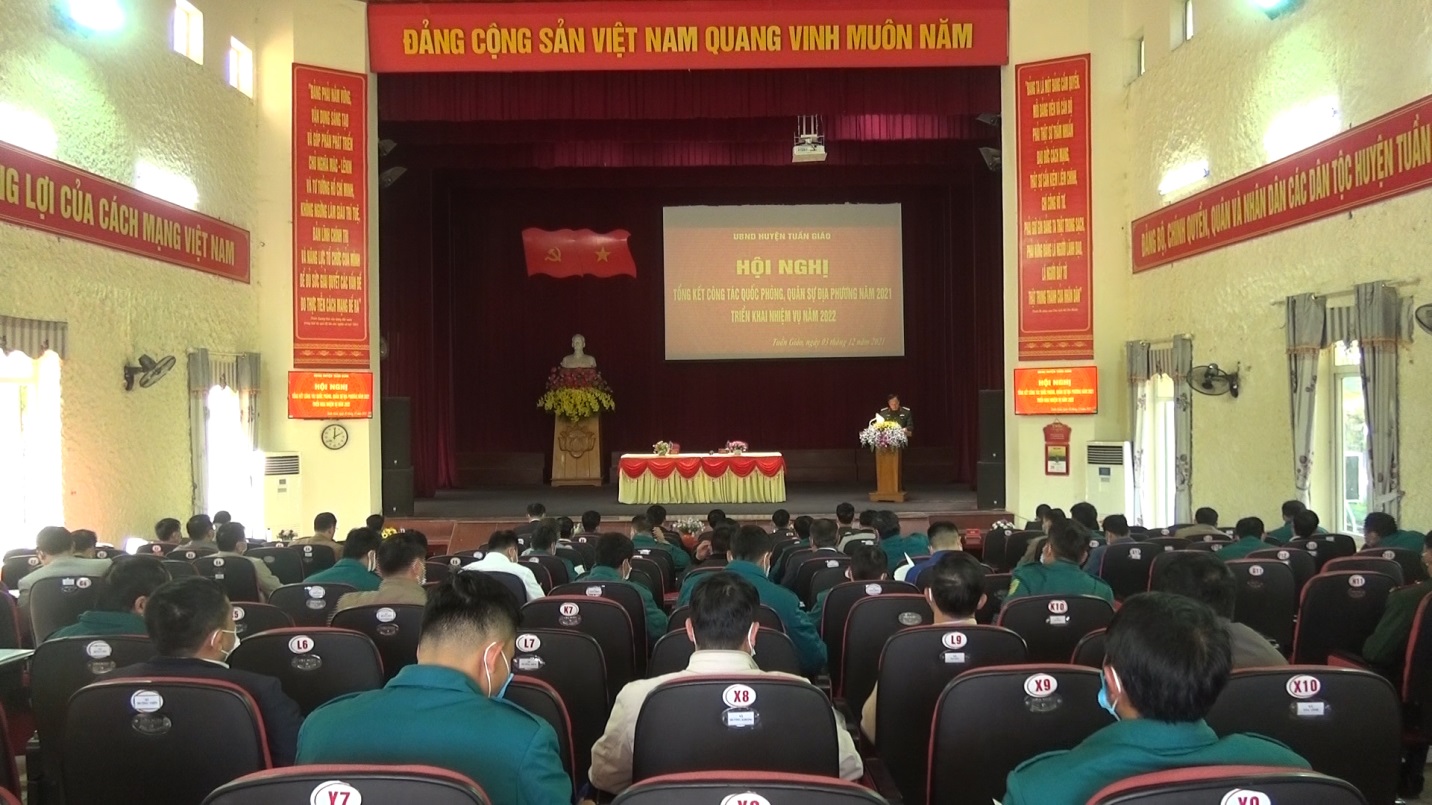 Hội nghị tổng kết Hubet88 Quốc phòng-quân sự địa phương năm 2021, triển khai nhiệm vụ năm 2022