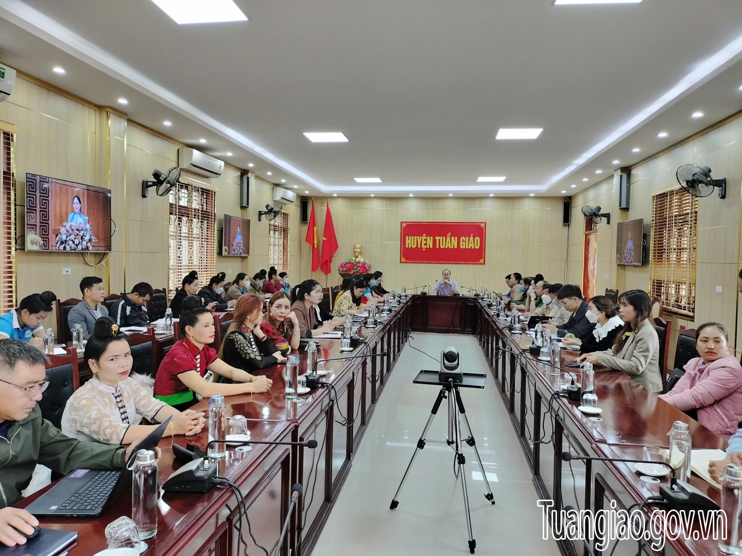 Lễ ra mắt Website Thi trực tuyến và Chương trình đối thoại  giữa lãnh đạo Hubet com tỉnh với phụ nữ Điện Biên năm 2022