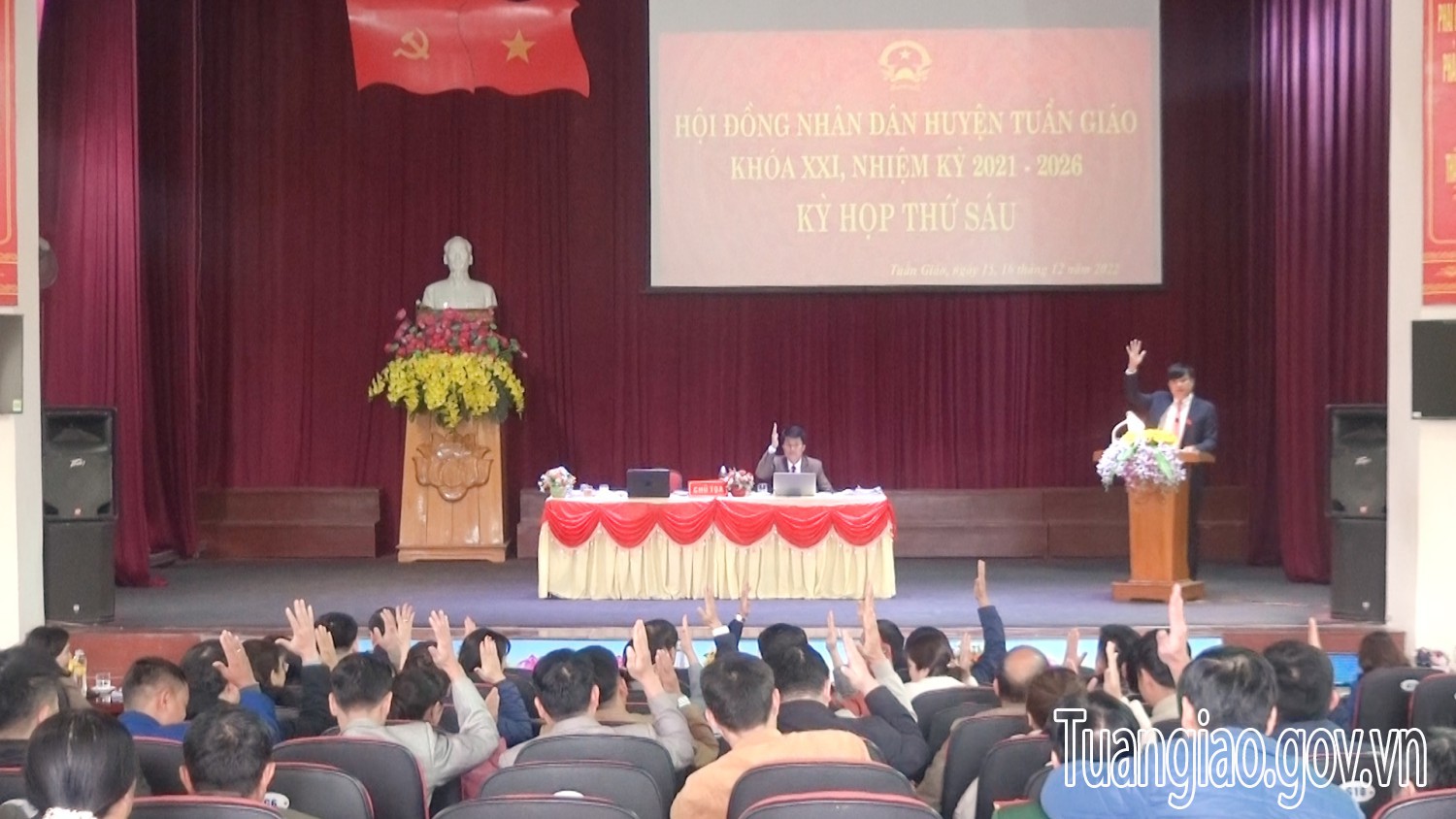 Hubet thứ 6, Red 88.vin huyện khóa XX, nhiệm kỳ 2021 – 2026 thông qua nhiều nghị quyết quan trọng