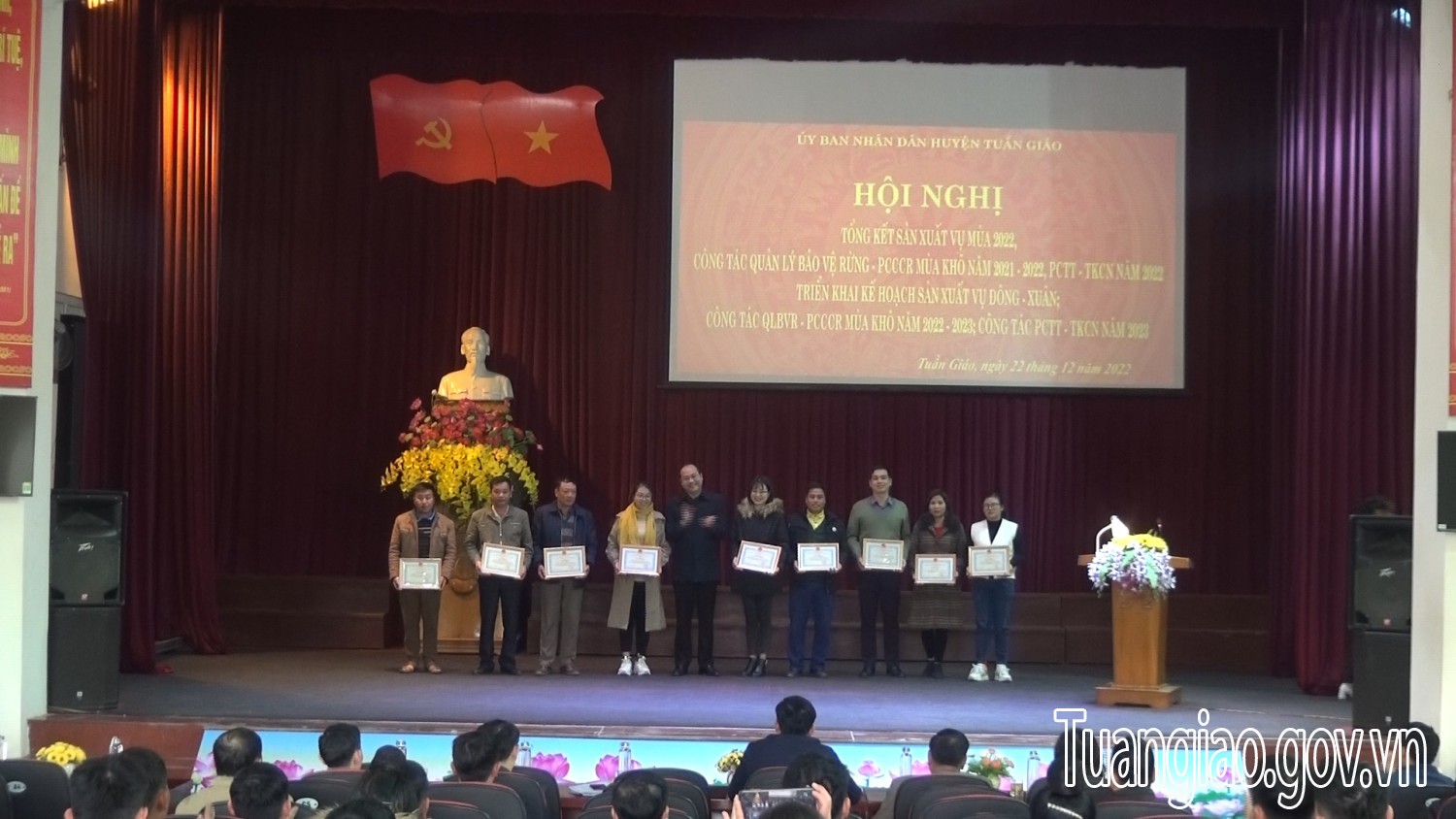 Hội nghị tổng kết sản xuất vụ mùa 2022, Hubet88 quản lý bảo vệ rừng - PCCCR mùa khô năm 2021 - 2022; Hubet88 phòng chống thiên tai - tìm kiếm cứu nạn năm 2022