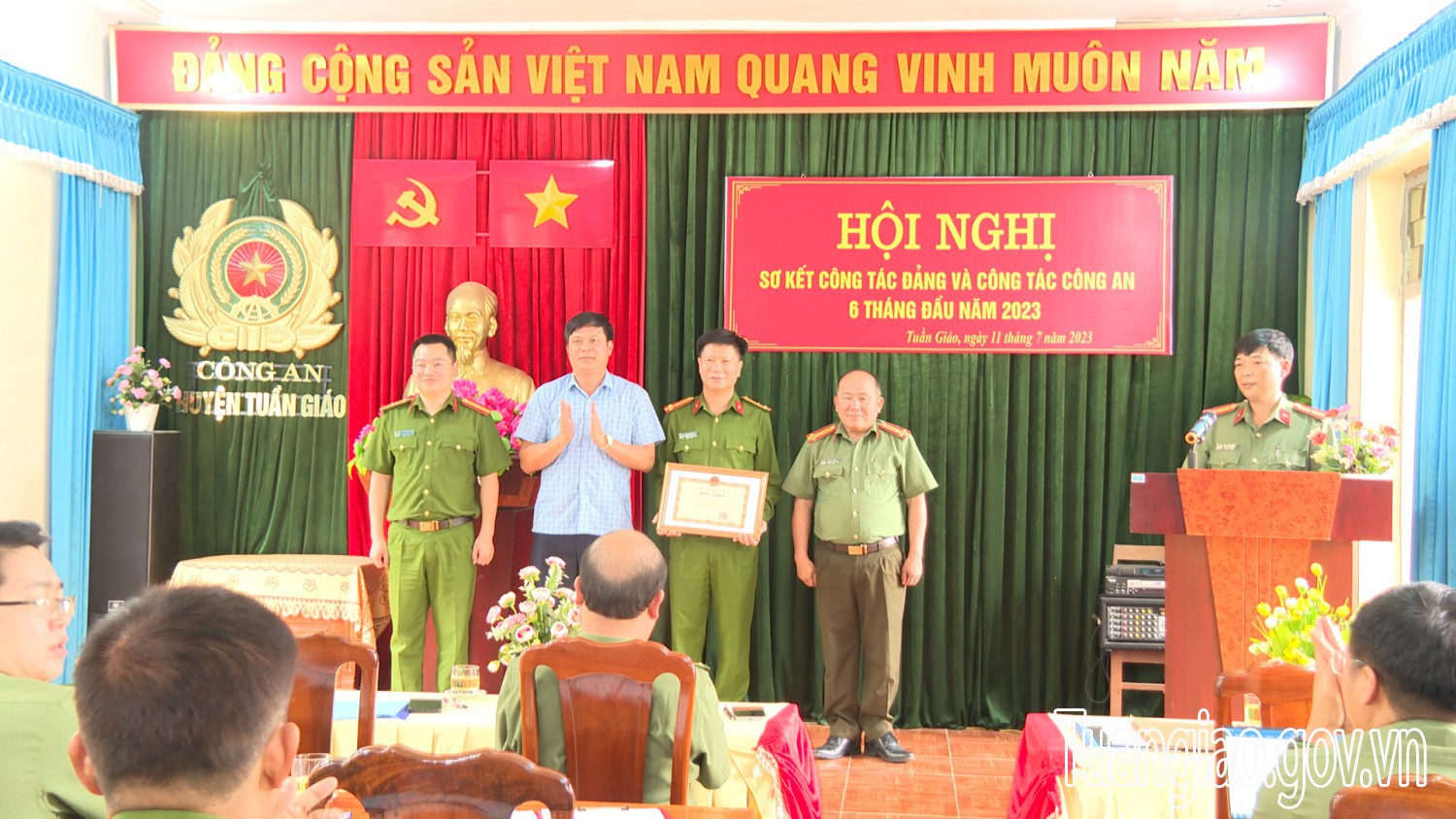 Hội nghị sơ kết Công tác Đảng và Hubet88 công an 6 tháng đầu năm 2023