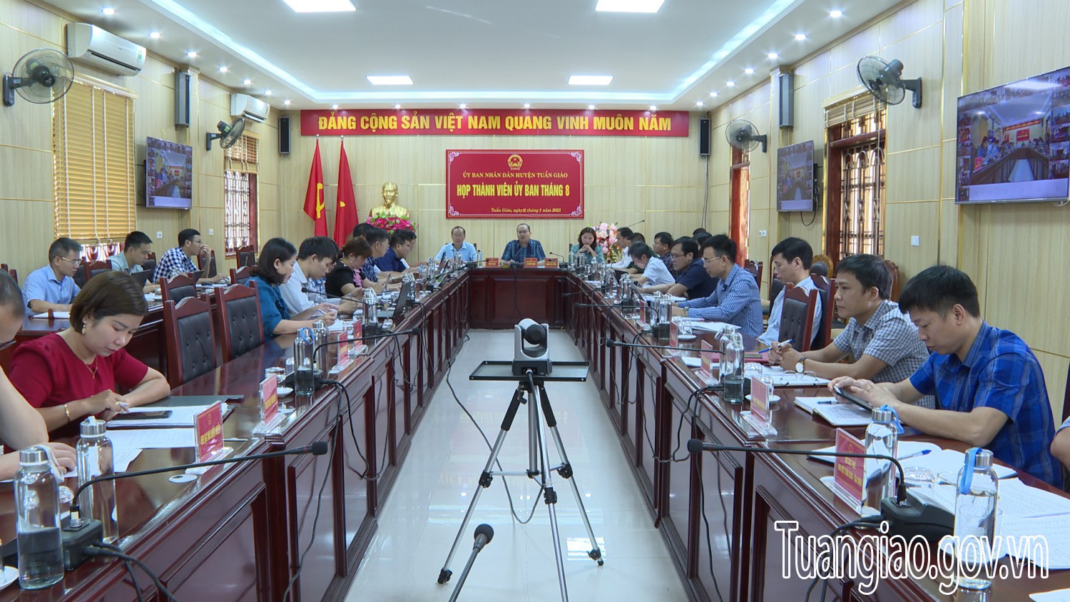 Họp thành viên Hubet com huyện Tuần Giáo tháng 8 năm 2023