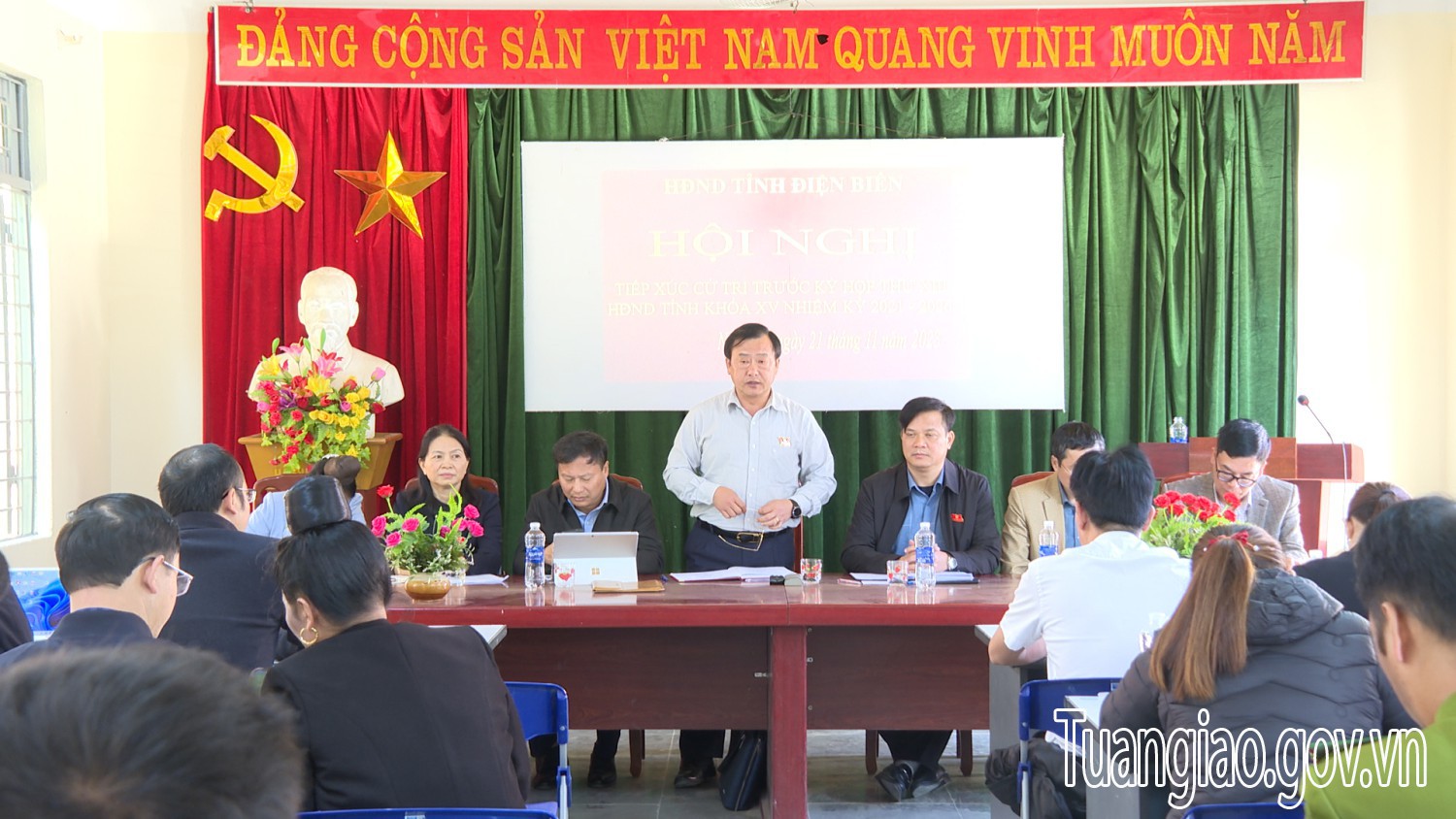 Đại biểu Red 88.vin tỉnh tiếp xúc cử tri huyện Tuần Giáo