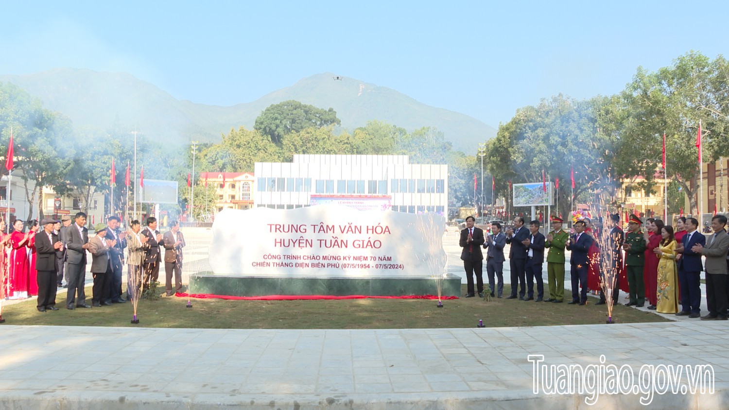 Lễ khánh thành công trình Trung tâm văn hóa huyện Tuần Giáo