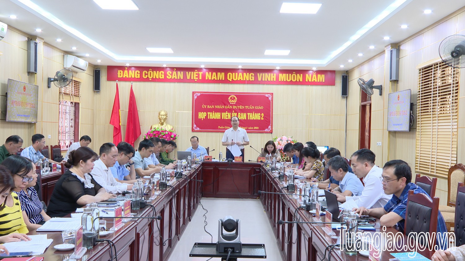 Họp thành viên Hubet com tháng 2 năm 2024