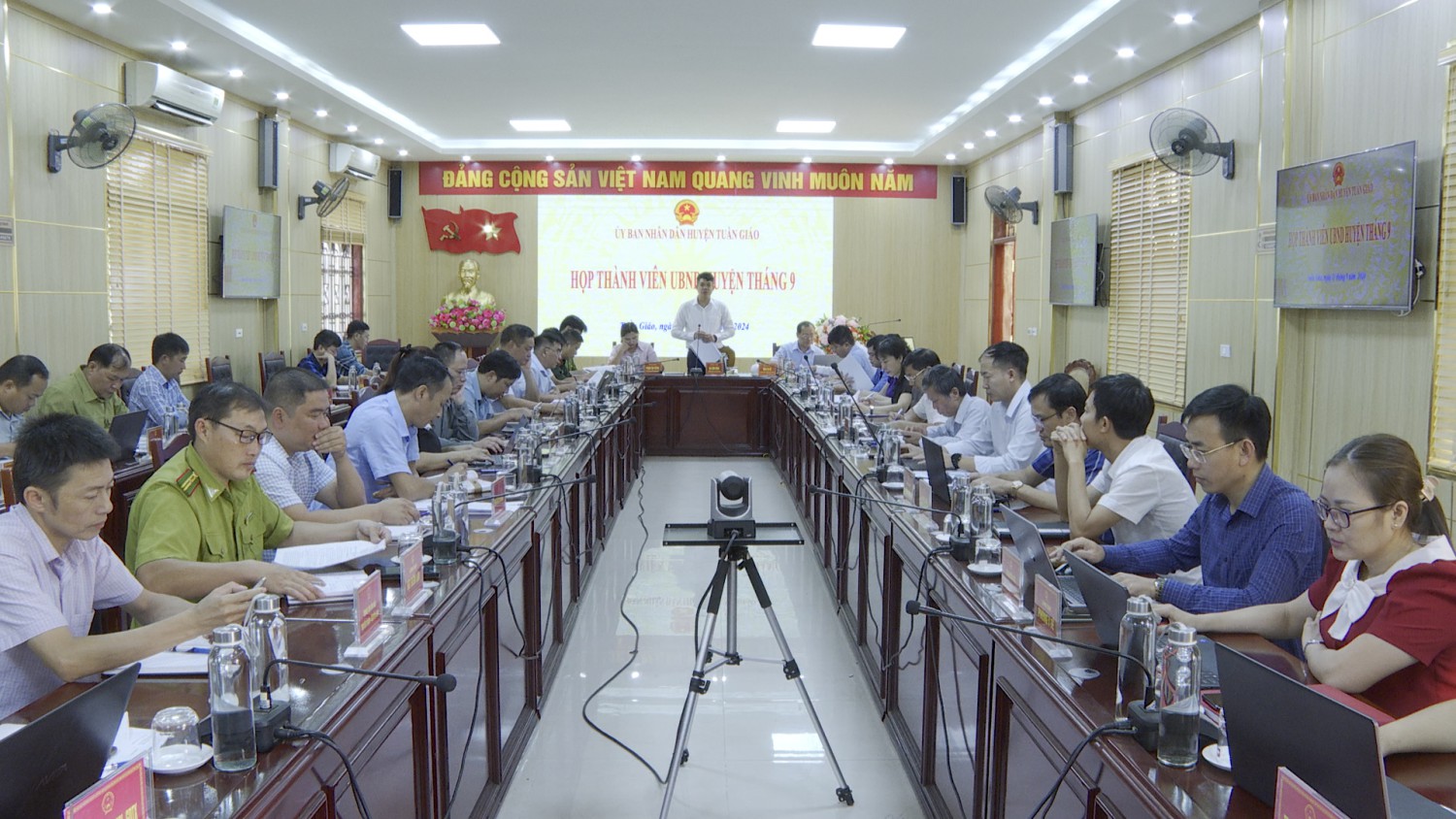 Họp thành viên Hubet com huyện Tuần Giáo tháng 9 năm 2024