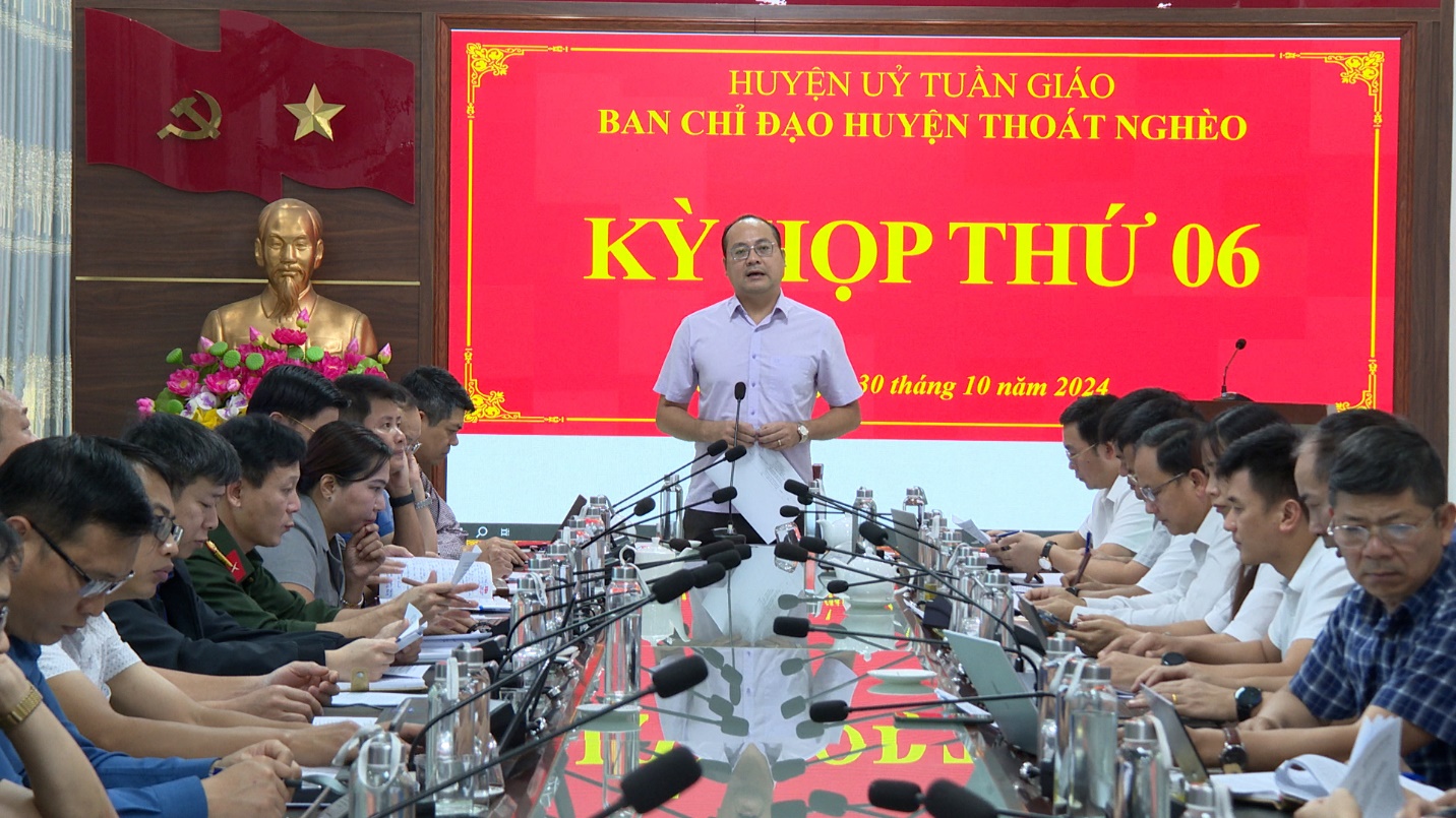 BCĐ huyện thoát nghèo huyện Tuần Giáo tổ chức Hubet thứ 6