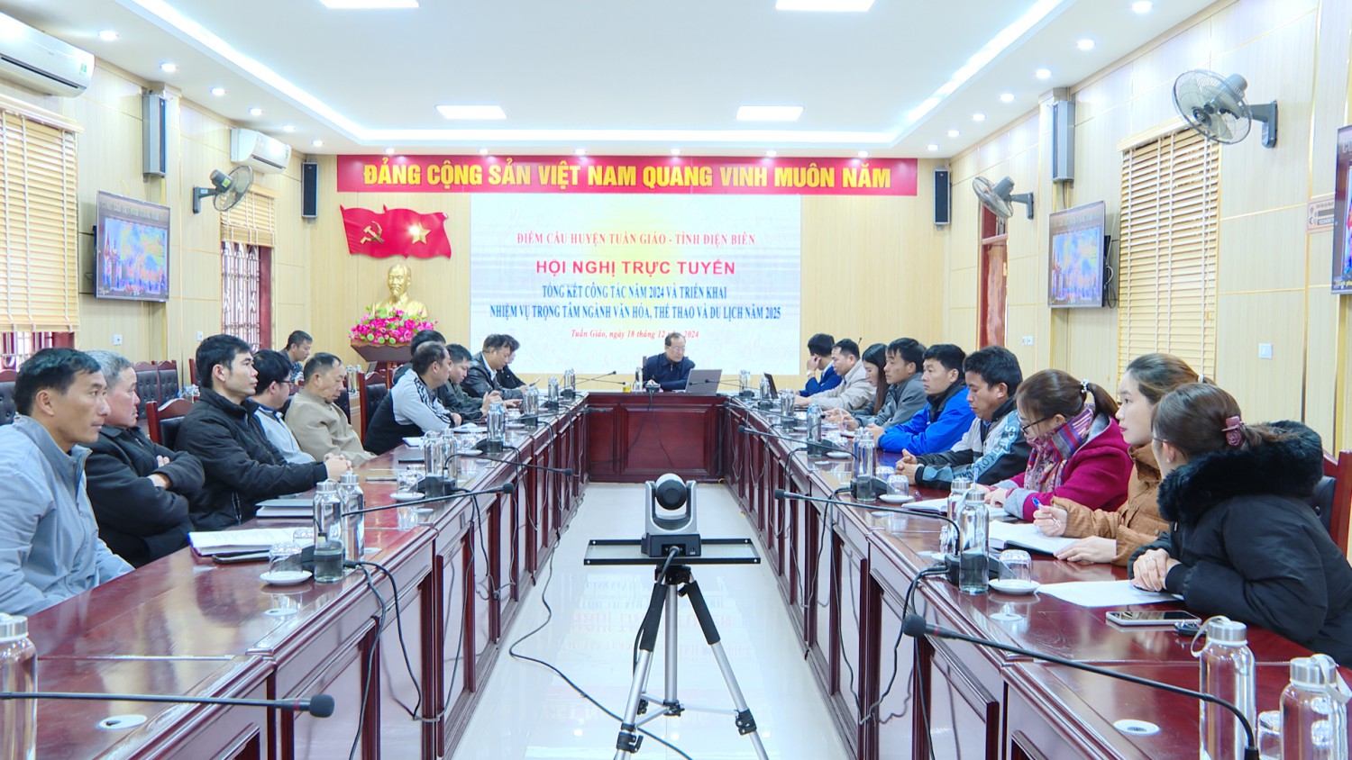 Hội nghị tổng kết Hubet88 năm 2024, triển khai nhiệm vụ năm 2025 của ngành Văn hoá Thể thao và Du lịch