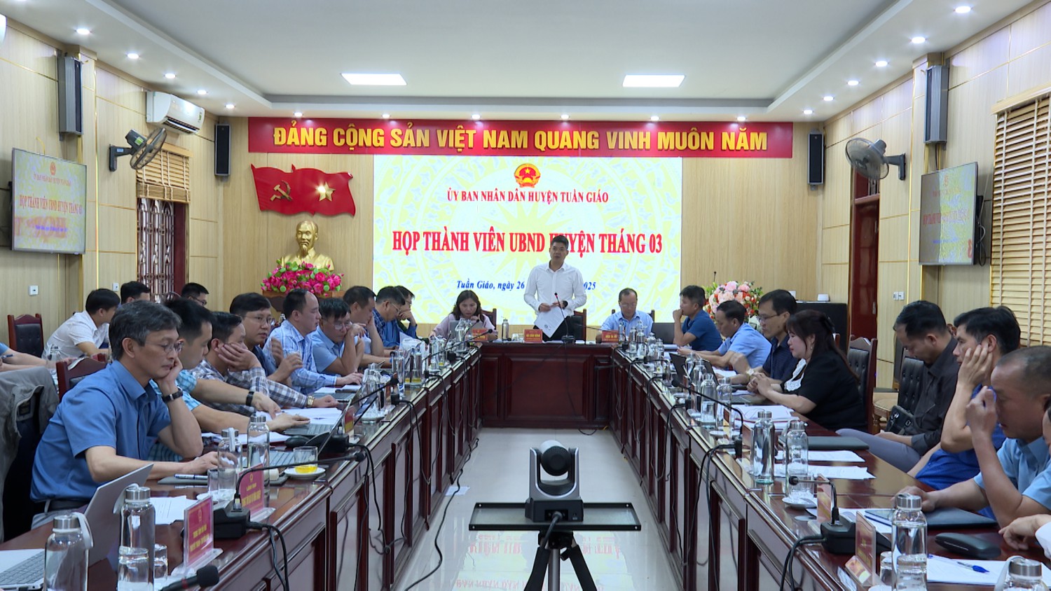 TOÀN CẢNH CUỘC HỌP THÀNH VIÊN Hubet com T3 2025