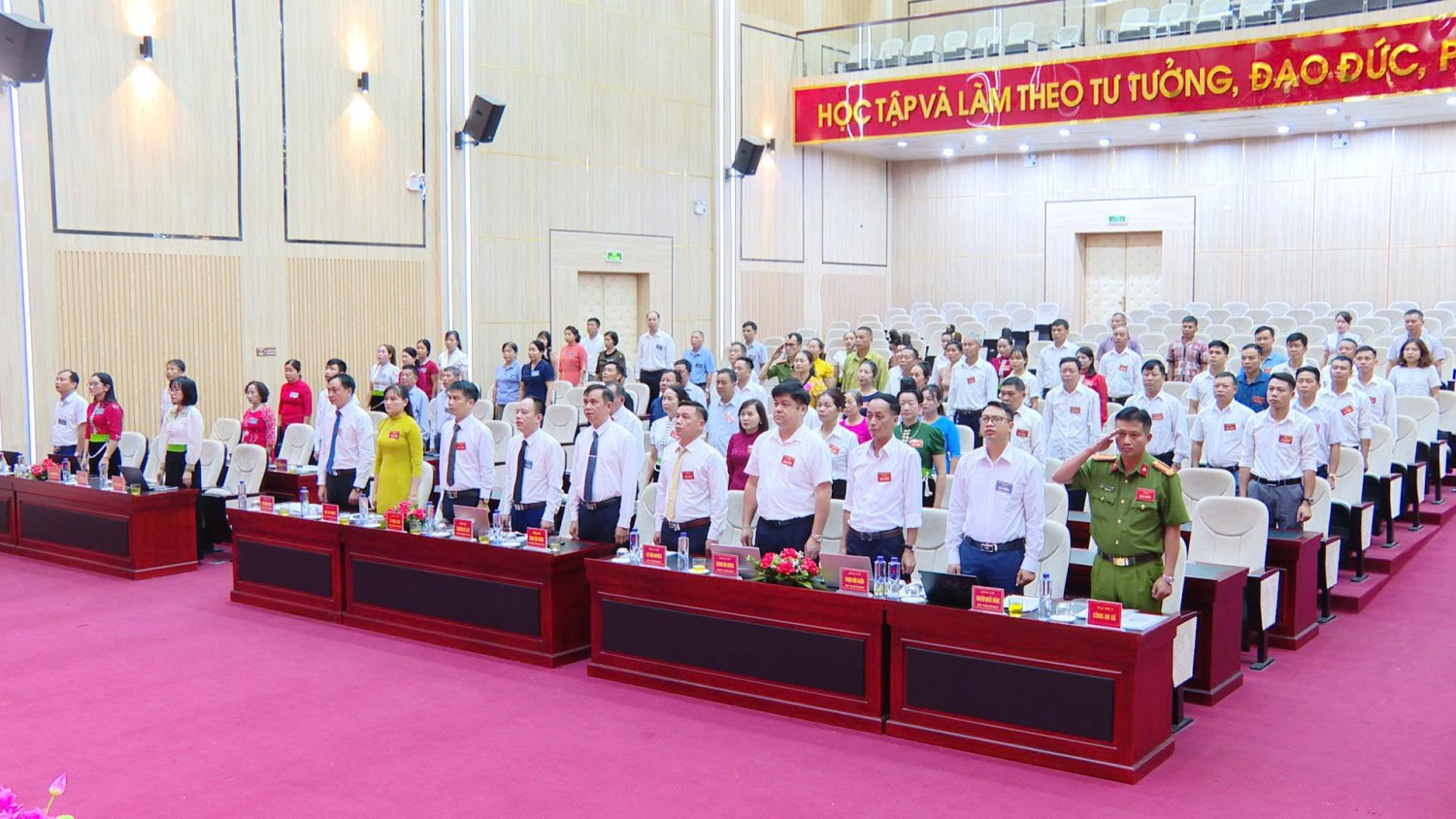 Hubet thứ hai, Red 88.vin xã Tuần Giáo khóa I, nhiệm kỳ 2021 – 202