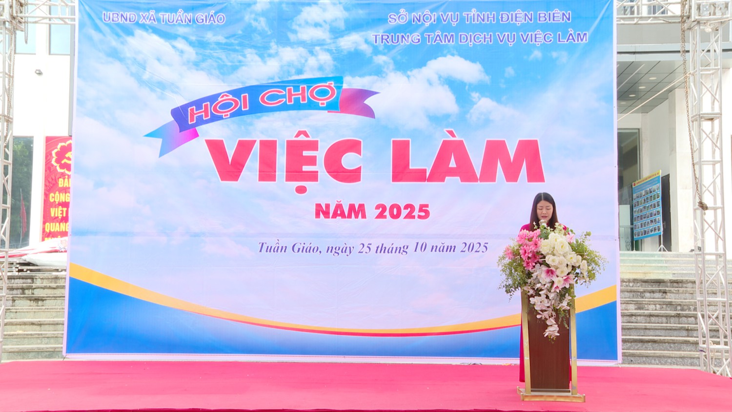 Hội chợ việc làm xã Tuần Giáo mở ra cánh cửa cho một tương lai nghề nghiệp  tươi sáng