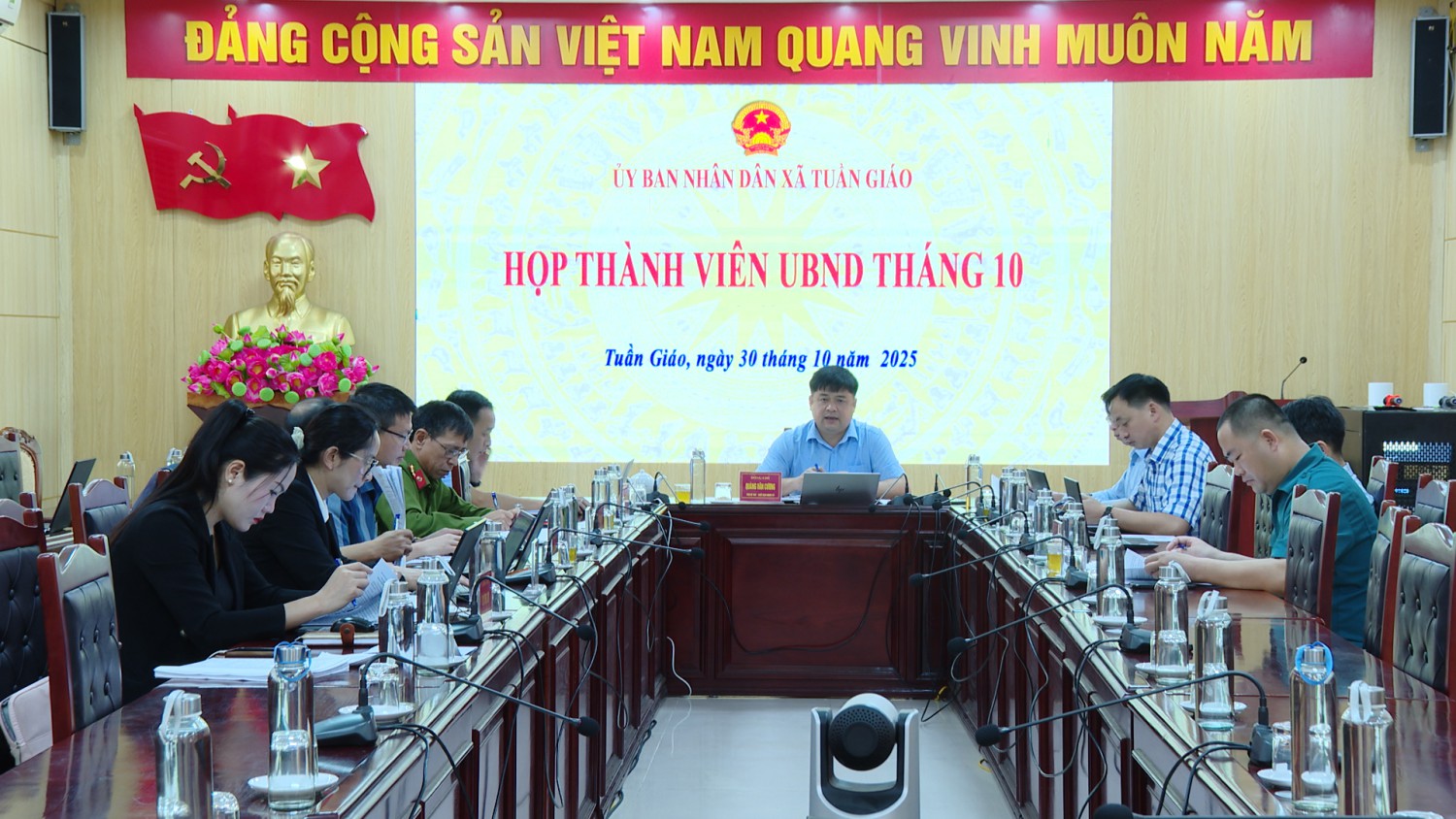 Họp thành viên Hubet com xã Tuần Giáo tháng 10 năm 2025