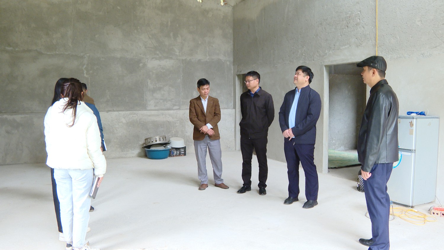 Lãnh đạo xã Tuần Giáo kiểm tra các chương trình hỗ trợ nhà ở năm 2025  trên địa bàn