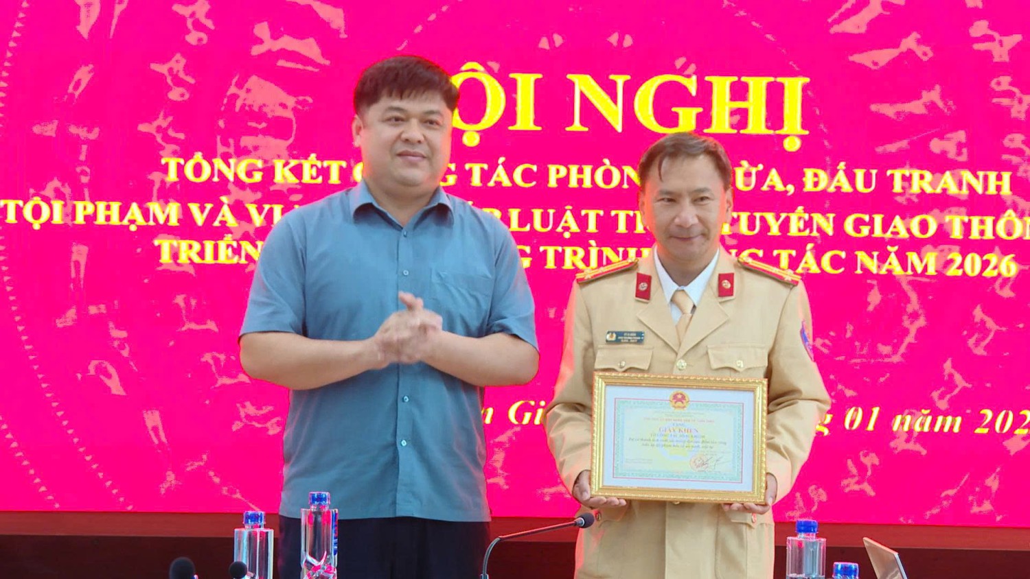 Khen thưởng tập thể và 06 Hubet đăng nhập, chiến sĩ  Tổ Hubet88 số 1 – Phòng PC08 Công an tỉnh Điện Biên  có thành tích xuất sắc trong tấn công, trấn áp tội phạm, bảo vệ ANTT